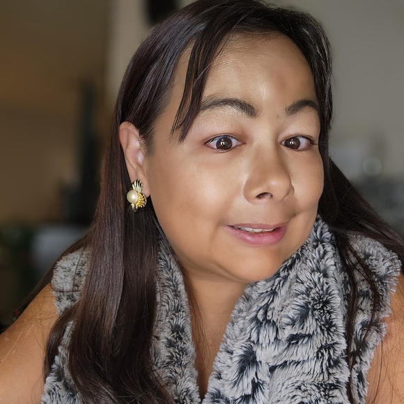 WOMENS VINTAGE GOLD PLATED SUN FLOWER FAUX PEARL CLIP ON EARRINGS - Picture 6 of 7